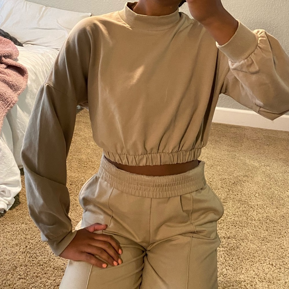 Turtleneck bershka tan